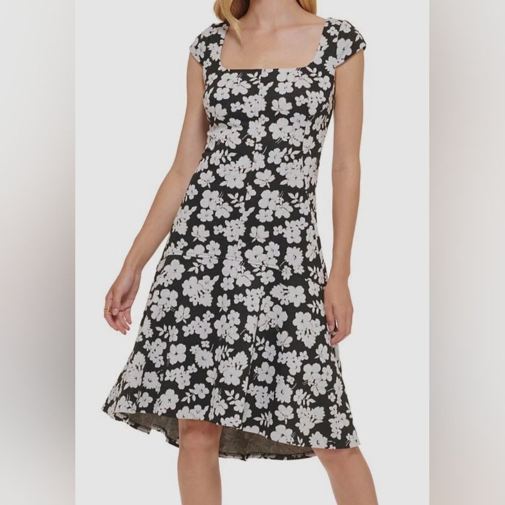 Tommy Hilfiger Women's Floral-Print Fit & Flare Dress